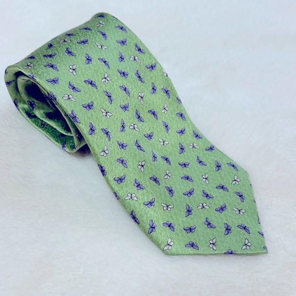 Campia‎ 100% Silk Butterfly Spring Pattern Neck Tie - Picture 1 of 6